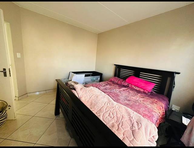 2 BEDROOM APARTMENT FOR SALE IN MONDEOR